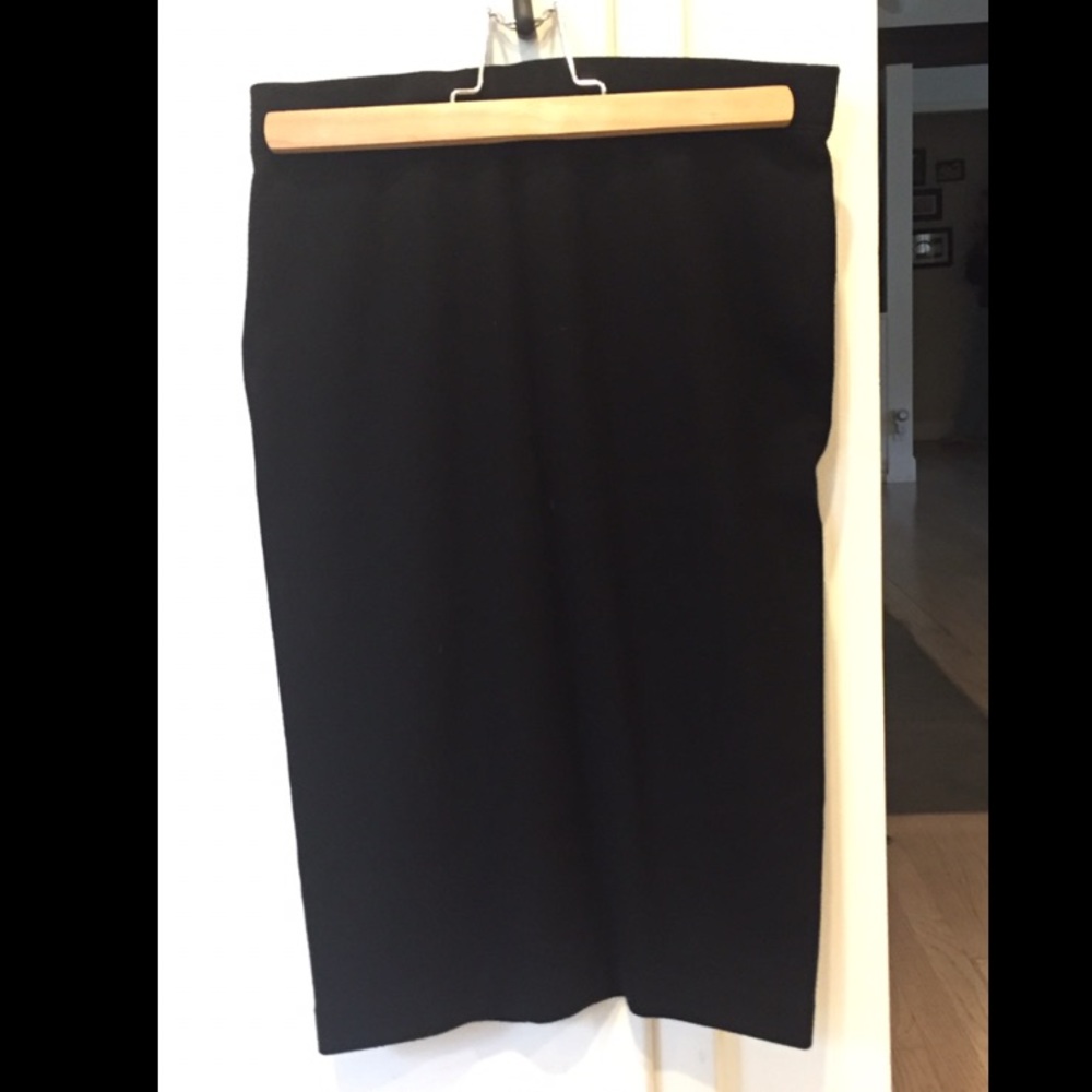 Vince XS pencil skirt